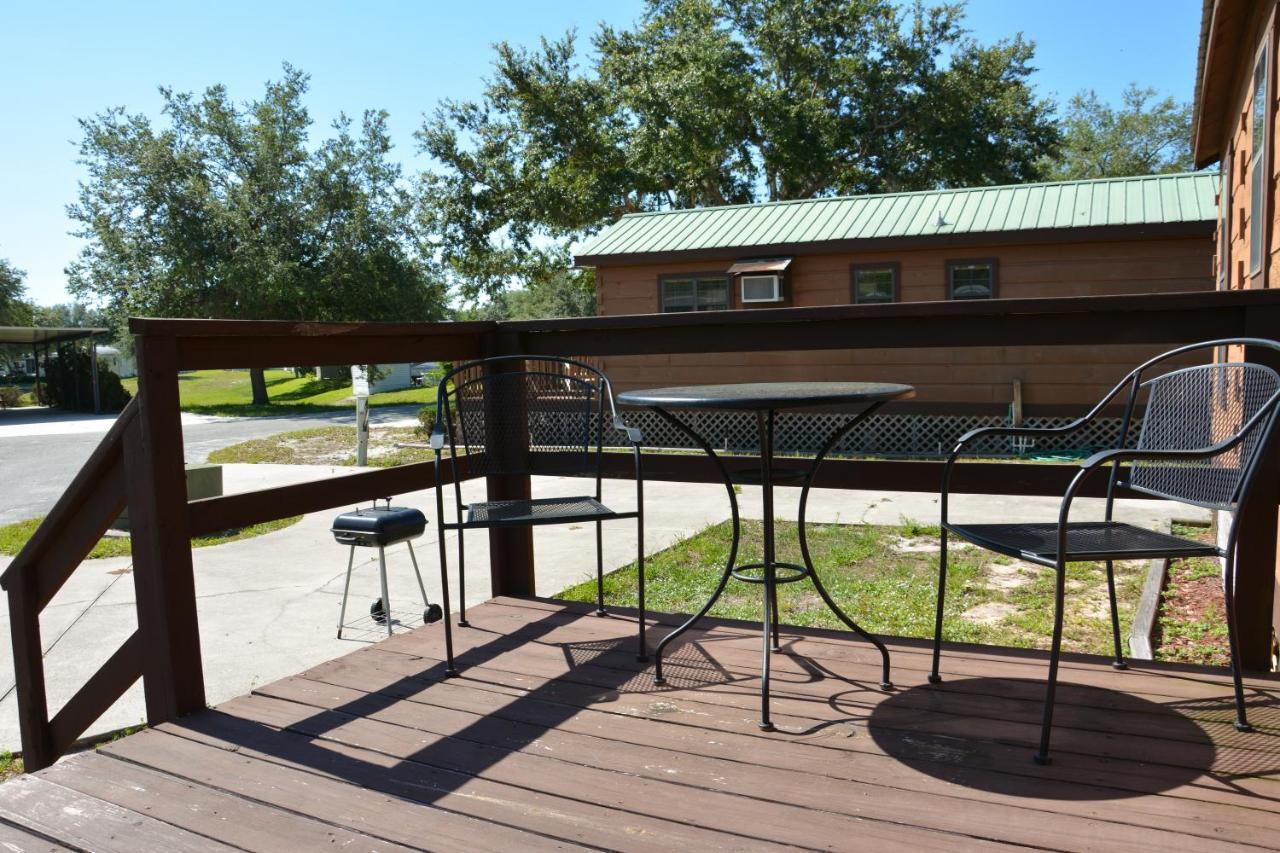 Camp Mack Lodge, Marina & Rv Resort レイク・ウェルス エクステリア 写真