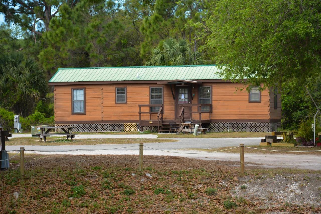 Camp Mack Lodge, Marina & Rv Resort レイク・ウェルス エクステリア 写真
