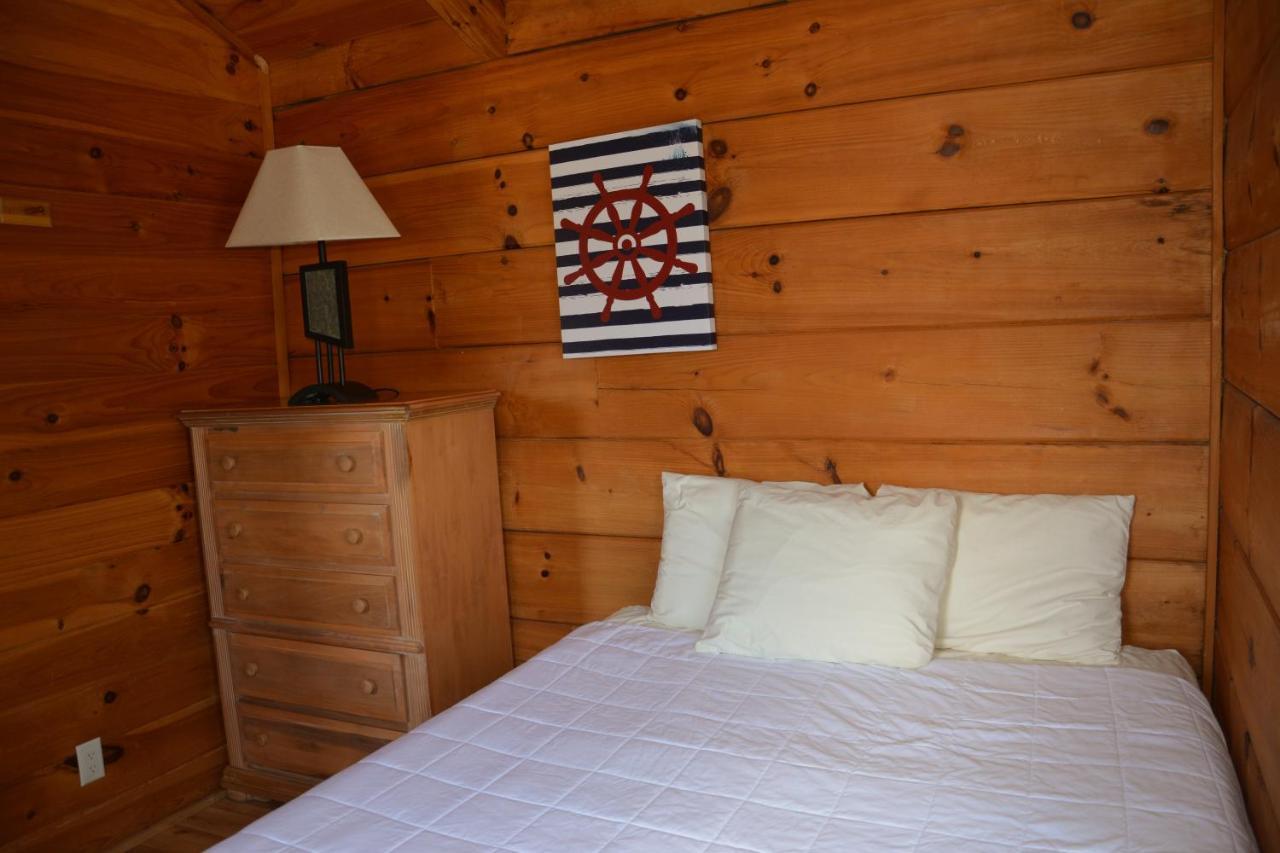 Camp Mack Lodge, Marina & Rv Resort レイク・ウェルス エクステリア 写真